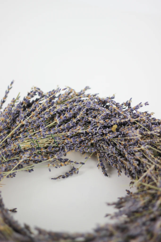 Dried Lavender Wreath - 30 cm - Image 3